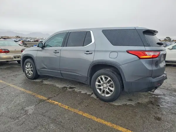 1GNERFKW3JJ212670 2018 CHEVROLET TRAVERSE - Image 2