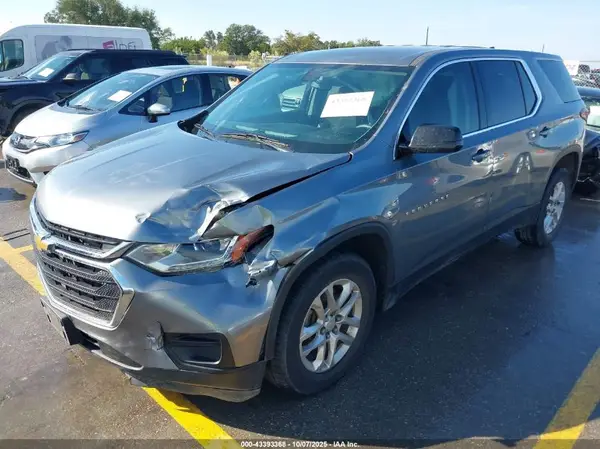 1GNERFKW3JJ266423 2018 CHEVROLET TRAVERSE - Image 2