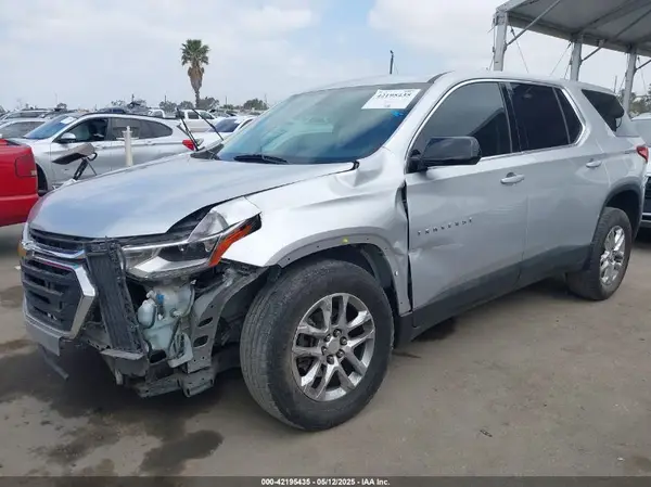 1GNERFKW3JJ284159 2018 CHEVROLET TRAVERSE - Image 2