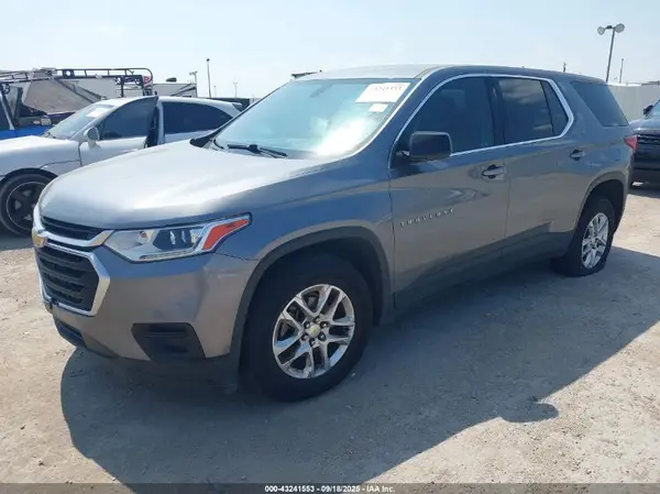 1GNERFKW3KJ118063 2019 CHEVROLET TRAVERSE - Image 2