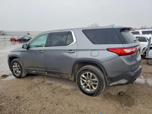 1GNERFKW3KJ141813 2019 CHEVROLET TRAVERSE - Image 2