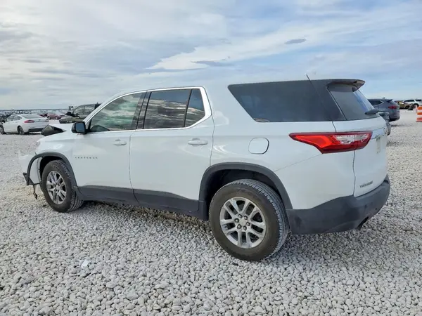 1GNERFKW3KJ149555 2019 CHEVROLET TRAVERSE - Image 2