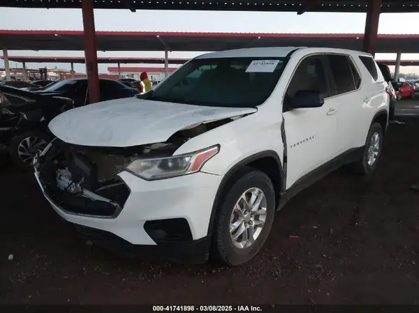 1GNERFKW3KJ163715 2019 CHEVROLET TRAVERSE - Image 2