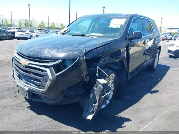 1GNERFKW3KJ222388 2019 CHEVROLET TRAVERSE - Image 2