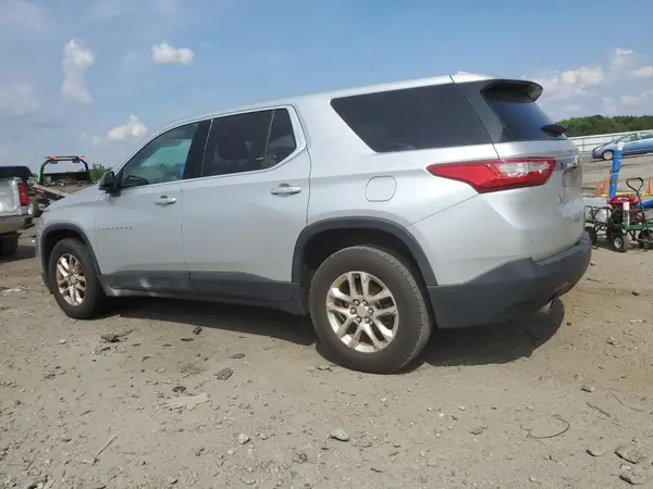 1GNERFKW3KJ245590 2019 CHEVROLET TRAVERSE - Image 2