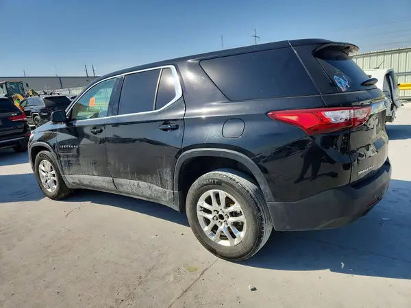 1GNERFKW3KJ307974 2019 CHEVROLET TRAVERSE - Image 2