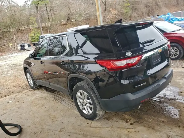 1GNERFKW3LJ248619 2020 CHEVROLET TRAVERSE - Image 2