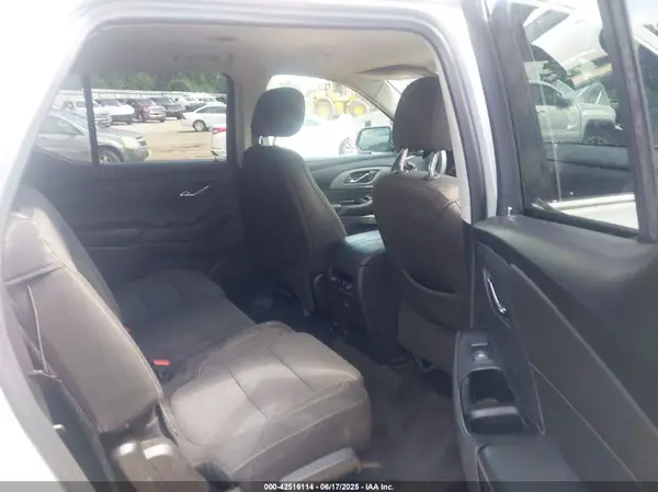 1GNERFKW3LJ271902 2020 CHEVROLET TRAVERSE - Image 8