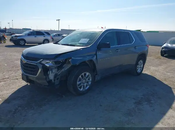 1GNERFKW3LJ303571 2020 CHEVROLET TRAVERSE - Image 2