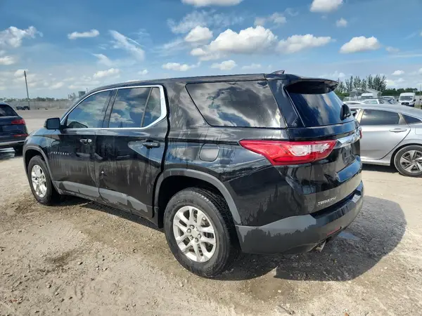 1GNERFKW3MJ101945 2021 CHEVROLET TRAVERSE - Image 2