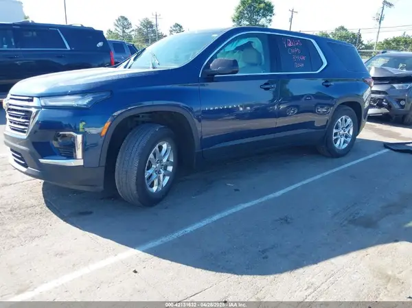 1GNERFKW3NJ120416 2022 CHEVROLET TRAVERSE - Image 2