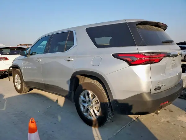 1GNERFKW3NJ167333 2022 CHEVROLET TRAVERSE - Image 2