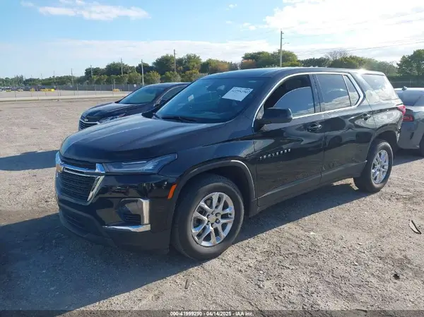 1GNERFKW3PJ167383 2023 CHEVROLET TRAVERSE - Image 2