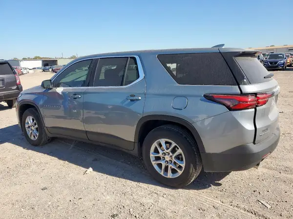 1GNERFKW3PJ204240 2023 CHEVROLET TRAVERSE - Image 2