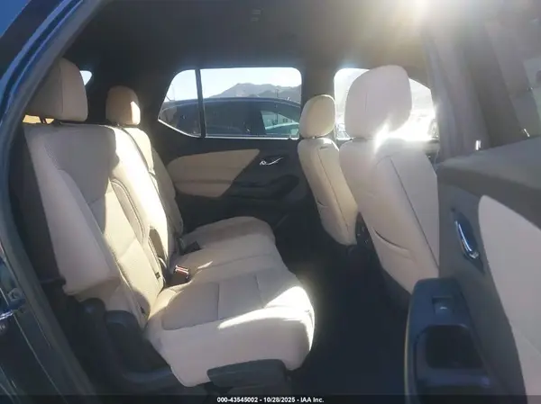 1GNERFKW3PJ246343 2023 CHEVROLET TRAVERSE - Image 8