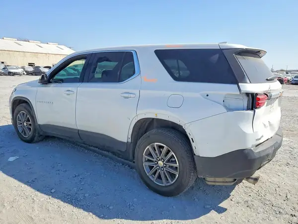 1GNERFKW3PJ309232 2023 CHEVROLET TRAVERSE - Image 2
