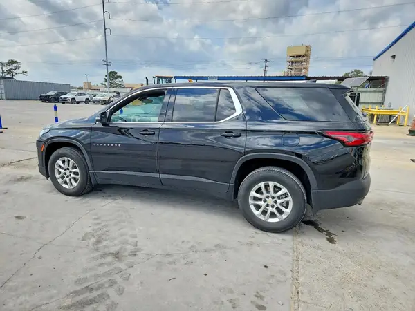 1GNERFKW3PJ328279 2023 CHEVROLET TRAVERSE - Image 2