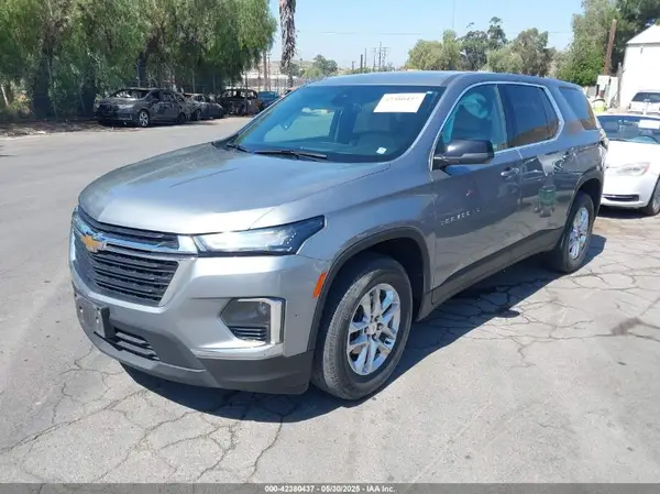 1GNERFKW3PJ342912 2023 CHEVROLET TRAVERSE - Image 2