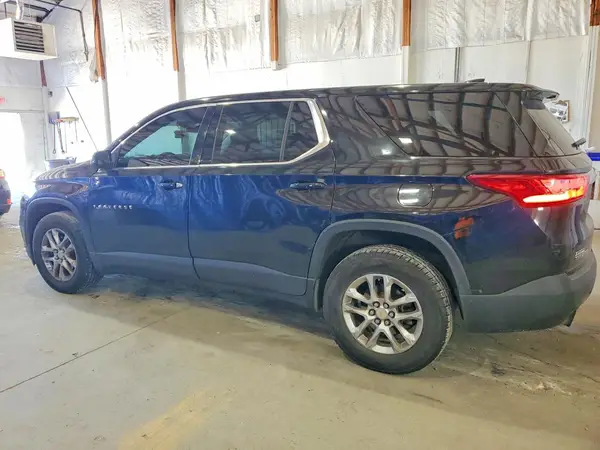 1GNERFKW4JJ107667 2018 CHEVROLET TRAVERSE - Image 2