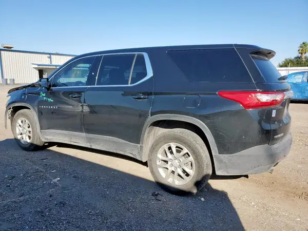 1GNERFKW4JJ212242 2018 CHEVROLET TRAVERSE - Image 2