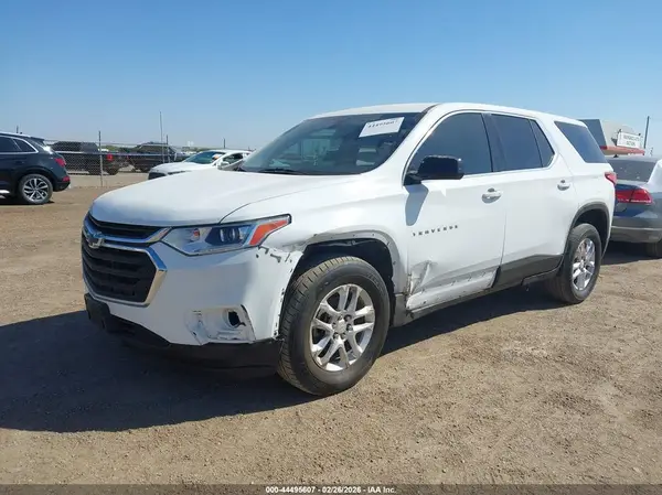 1GNERFKW4JJ220633 2018 CHEVROLET TRAVERSE - Image 2