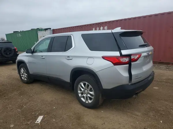 1GNERFKW4JJ281092 2018 CHEVROLET TRAVERSE - Image 2