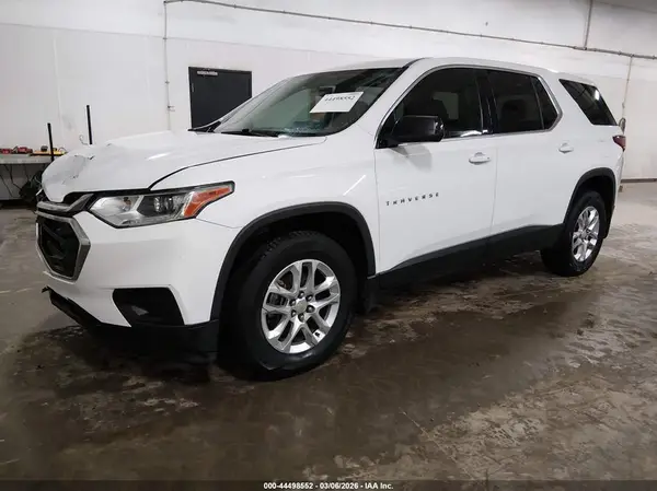 1GNERFKW4KJ169894 2019 CHEVROLET TRAVERSE - Image 2