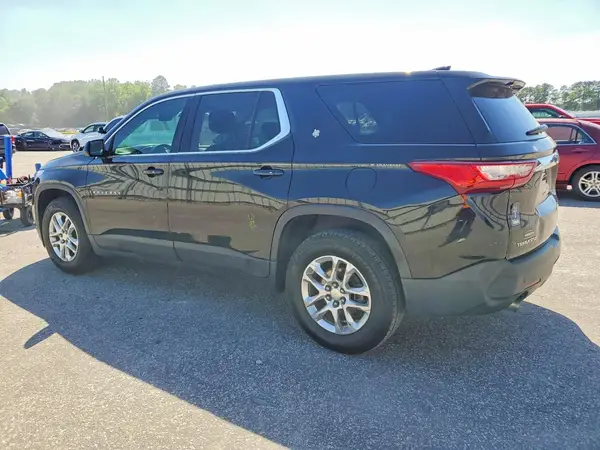 1GNERFKW4KJ184136 2019 CHEVROLET TRAVERSE - Image 2