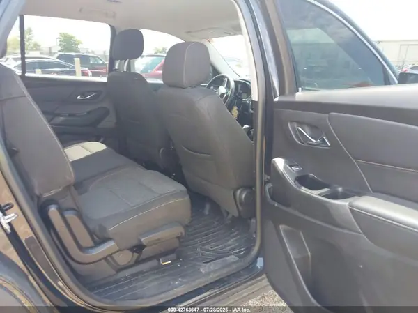 1GNERFKW4KJ270479 2019 CHEVROLET TRAVERSE - Image 8