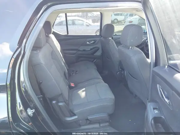 1GNERFKW4KJ275911 2019 CHEVROLET TRAVERSE - Image 8
