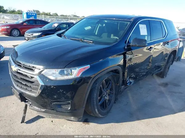 1GNERFKW4LJ173042 2020 CHEVROLET TRAVERSE - Image 2