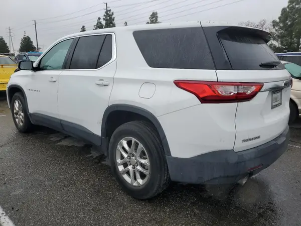 1GNERFKW4LJ223082 2020 CHEVROLET TRAVERSE - Image 2