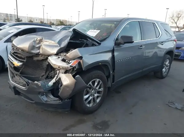 1GNERFKW4LJ279975 2020 CHEVROLET TRAVERSE - Image 2