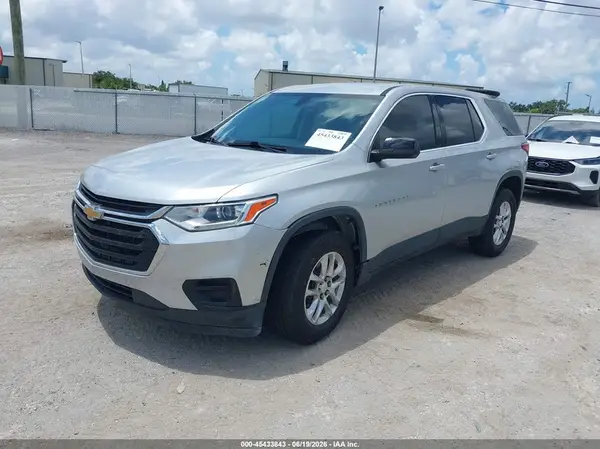 1GNERFKW4MJ223679 2021 CHEVROLET TRAVERSE - Image 2