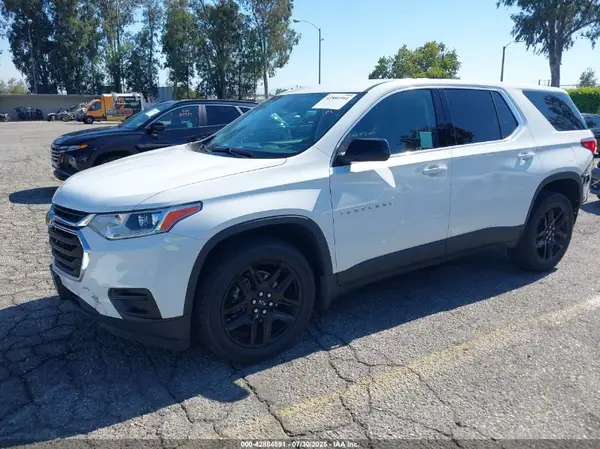 1GNERFKW4MJ260666 2021 CHEVROLET TRAVERSE - Image 2