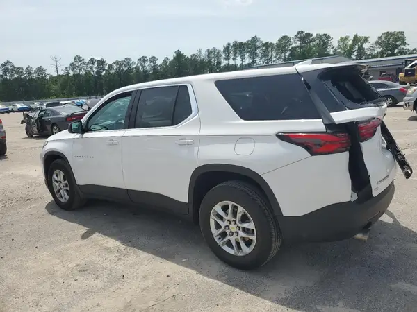1GNERFKW4PJ207440 2023 CHEVROLET TRAVERSE - Image 2