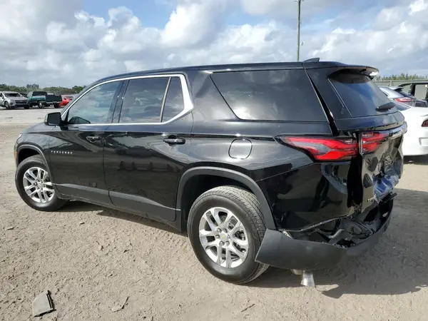 1GNERFKW4PJ277942 2023 CHEVROLET TRAVERSE - Image 2