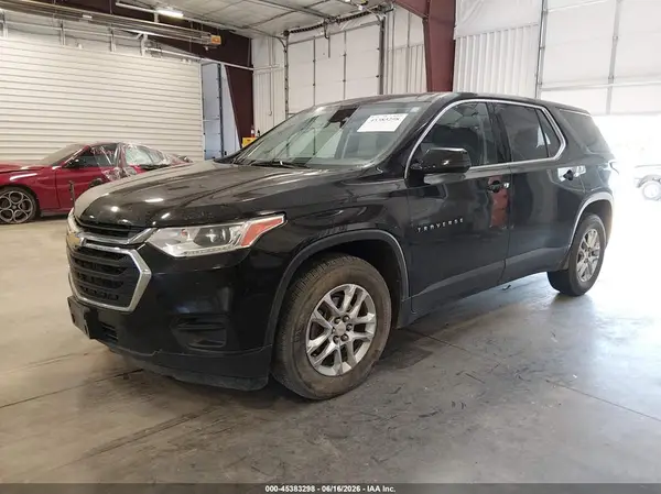 1GNERFKW5JJ156912 2018 CHEVROLET TRAVERSE - Image 2