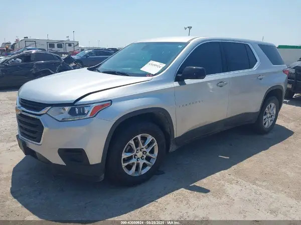 1GNERFKW5JJ204974 2018 CHEVROLET TRAVERSE - Image 2