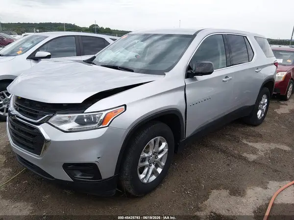 1GNERFKW5JJ208054 2018 CHEVROLET TRAVERSE - Image 2