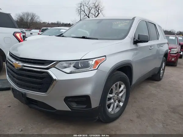 1GNERFKW5KJ197686 2019 CHEVROLET TRAVERSE - Image 2