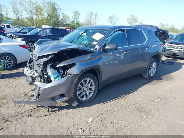 1GNERFKW5KJ231920 2019 CHEVROLET TRAVERSE - Image 2