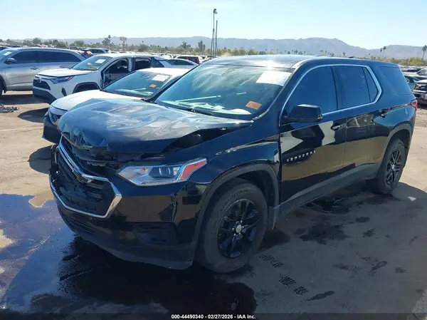 1GNERFKW5KJ267395 2019 CHEVROLET TRAVERSE - Image 2
