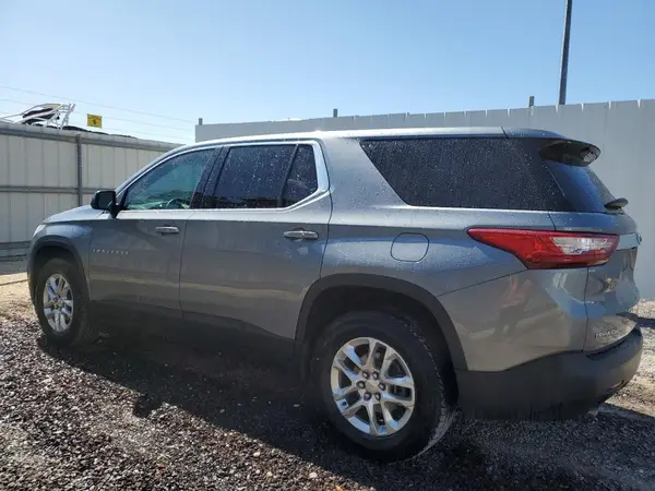 1GNERFKW5MJ243617 2021 CHEVROLET TRAVERSE - Image 2