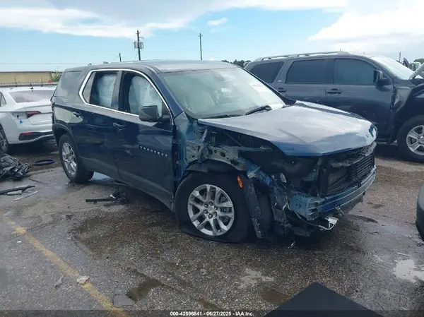 1GNERFKW5PJ115835 2023 CHEVROLET TRAVERSE - Image 1