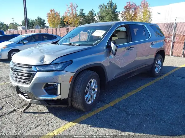 1GNERFKW5PJ227177 2023 CHEVROLET TRAVERSE - Image 2
