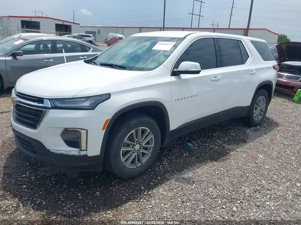 1GNERFKW5PJ310222 2023 CHEVROLET TRAVERSE - Image 2