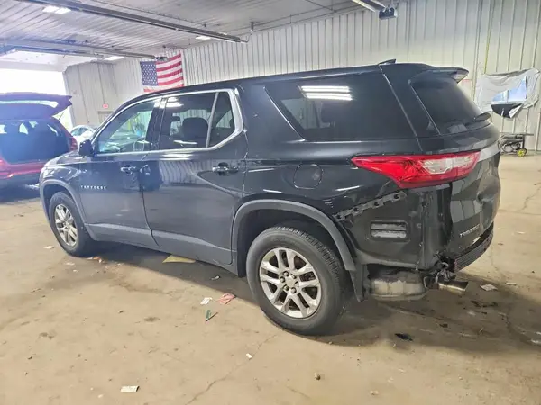 1GNERFKW6JJ174187 2018 CHEVROLET TRAVERSE - Image 2