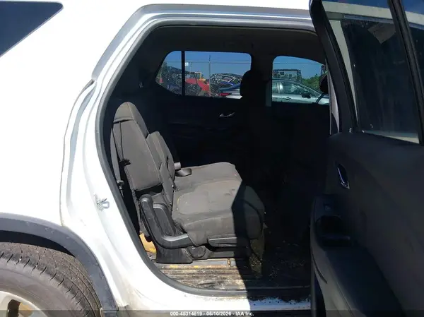 1GNERFKW6JJ184282 2018 CHEVROLET TRAVERSE - Image 8