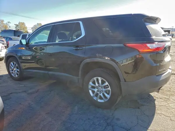 1GNERFKW6JJ249616 2018 CHEVROLET TRAVERSE - Image 2